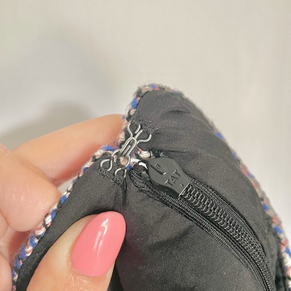 LOFT tweed mini skirt - Picture 4 of 7